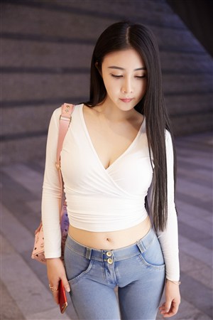 胶囊旅馆2动漫未增删带翻译